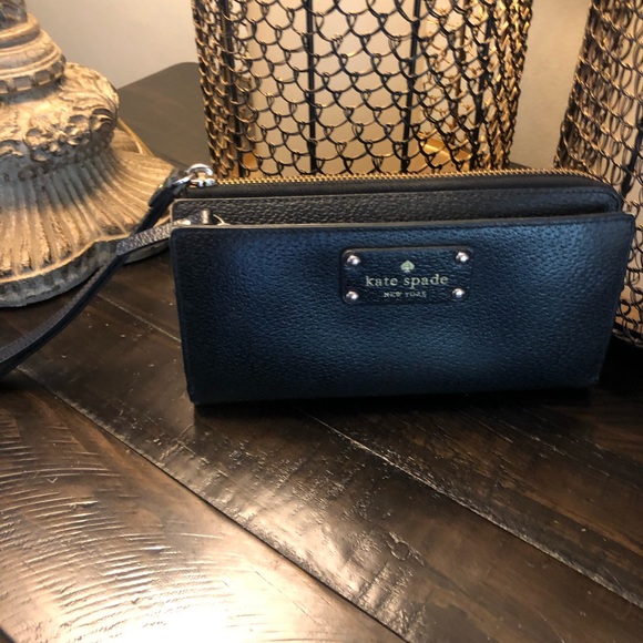kate spade Handbags - Kate Spade wallet